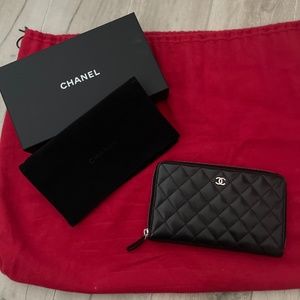 Authentic, luxury and elegant Chanel Wallet